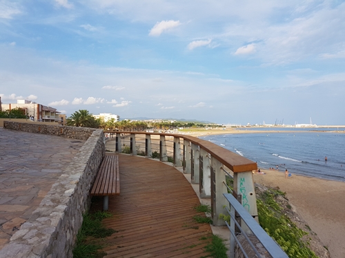 Observa bellesa del mar a través de la galeria fotográfica a la web de Rosa López. Deixa't inspirar per la seva passió! #PasionConTinta #Comunicacio #Fotografia Mirador Vilanova