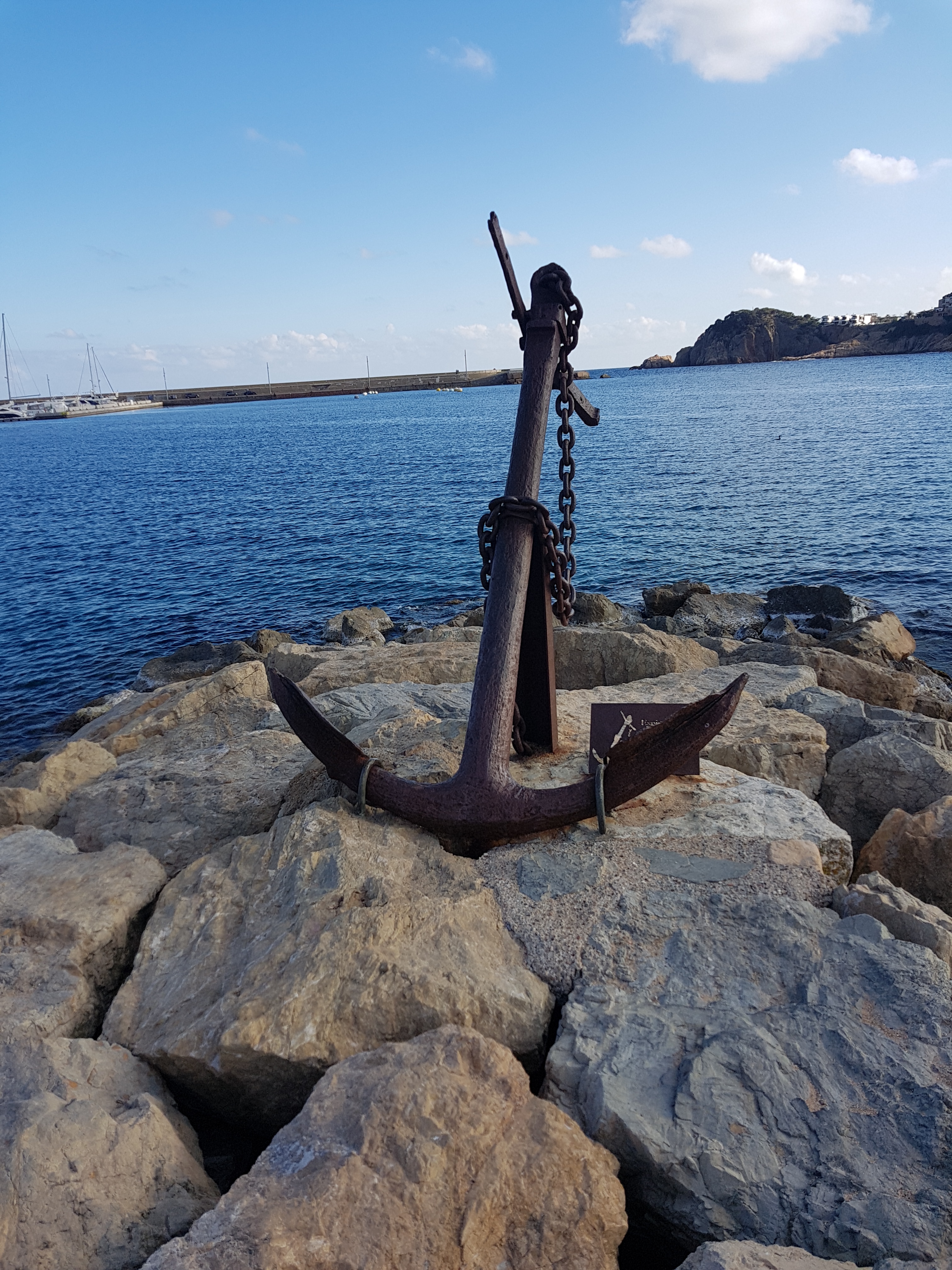 Gaudeix de la bellesa del mar a través de la galeria fotográfica sobre el mar a la web de Rosa López. Deixa't inspirar per la seva passió! #PasionConTinta #Comunicacio #Fotografia Sant Feliu de Guíxols 2