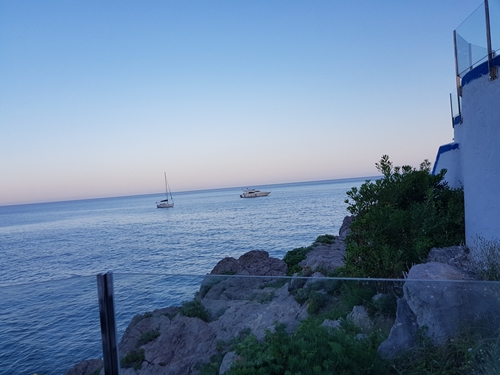 Gaudeix de la bellesa del mar a través de la galeria fotográfica sobre el mar a la web de Rosa López. Deixa't inspirar per la seva passió! #PasionConTinta #Comunicacio #Fotografia Les Casestes del Garraf