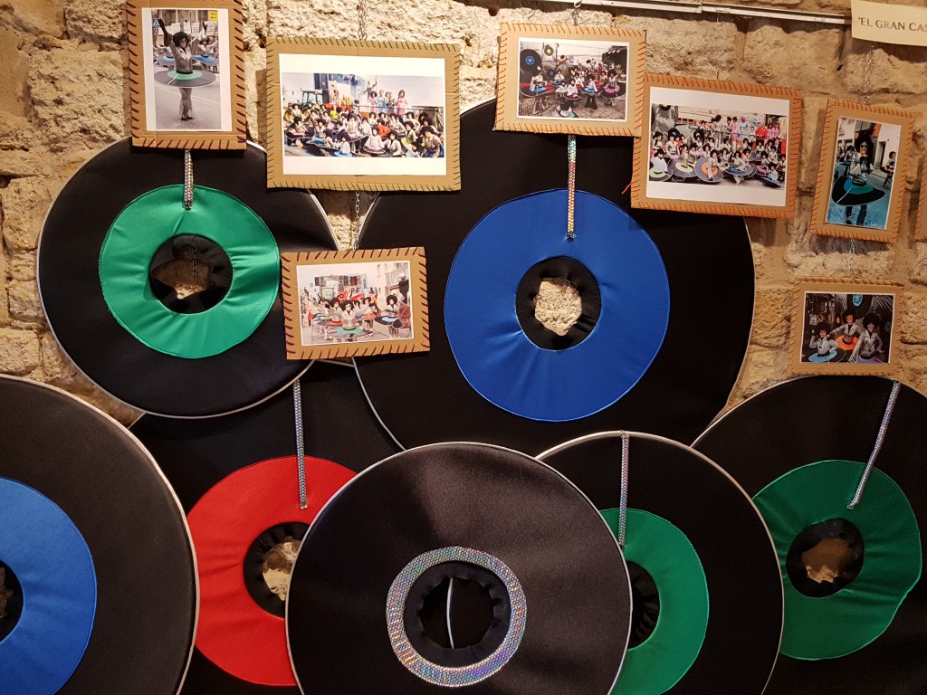 Exposició de disfresses i fotografies 5 Colla 66 #PasionConTinta #Comunicacio