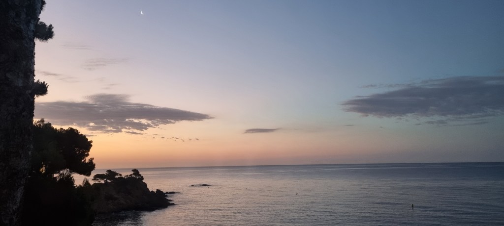 Gaudeix de la bellesa del mar a través de la galeria fotográfica sobre el mar a la web de Rosa López. Deixa't inspirar per la seva passió! #PasionConTinta #Comunicacio #Fotografia Cala Cap Roig 10