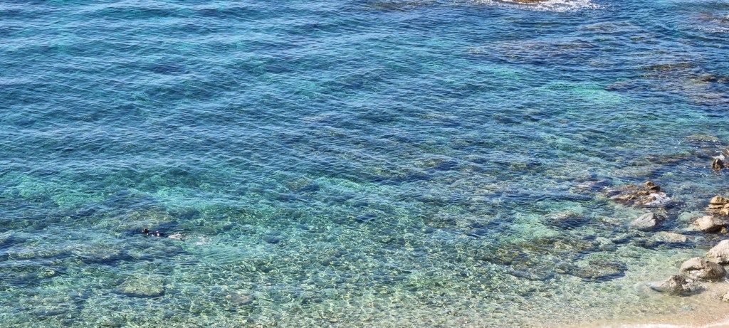 Gaudeix de la bellesa del mar a través de la galeria fotográfica sobre el mar a la web de Rosa López. Deixa't inspirar per la seva passió! #PasionConTinta #Comunicacio #Fotografia Cala Cap Roig 12