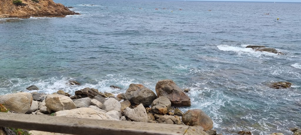 Gaudeix de la bellesa del mar a través de la galeria fotográfica sobre el mar a la web de Rosa López. Deixa't inspirar per la seva passió! #PasionConTinta #Comunicacio #Fotografia Cala Cap Roig 4