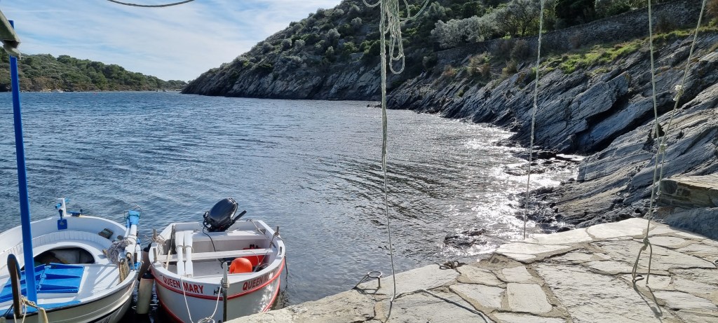 
Explora la bellesa del mar a través de la fotografia a la web de Rosa López. Deixa't inspirar per la seva passió! #PasionConTinta #Comunicacio #Fotografia #Portlligat #Cadaques 8