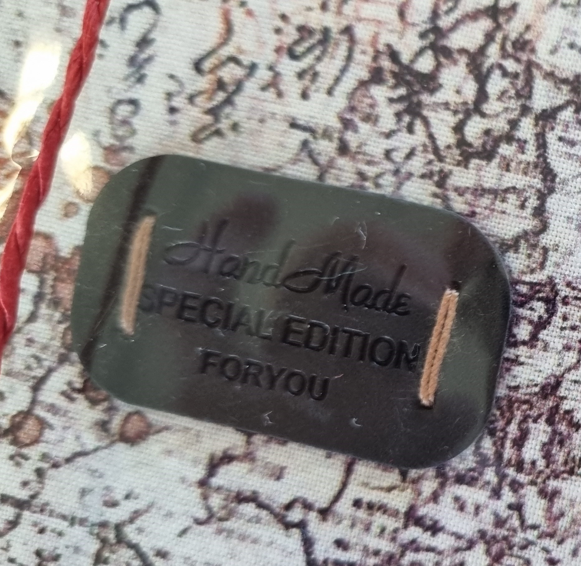 Sant Jordi La fada dels fils. #Actualitat #PasionConTinta #Comunicacio #Marketing #Literatura