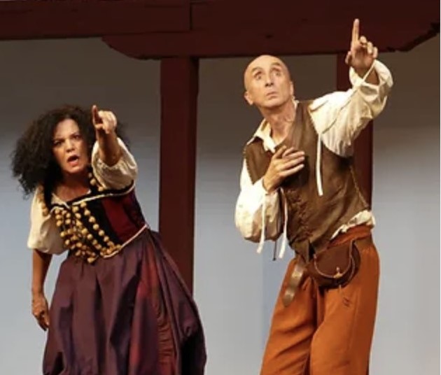 Una obra atemporal en Almagro. Las apariencias, la moral, "los vende humos"...Los cómicos de la legua y el retablo de las maravillas.
#PasionConTinta #Comunicacio #Marketing #Literatura
