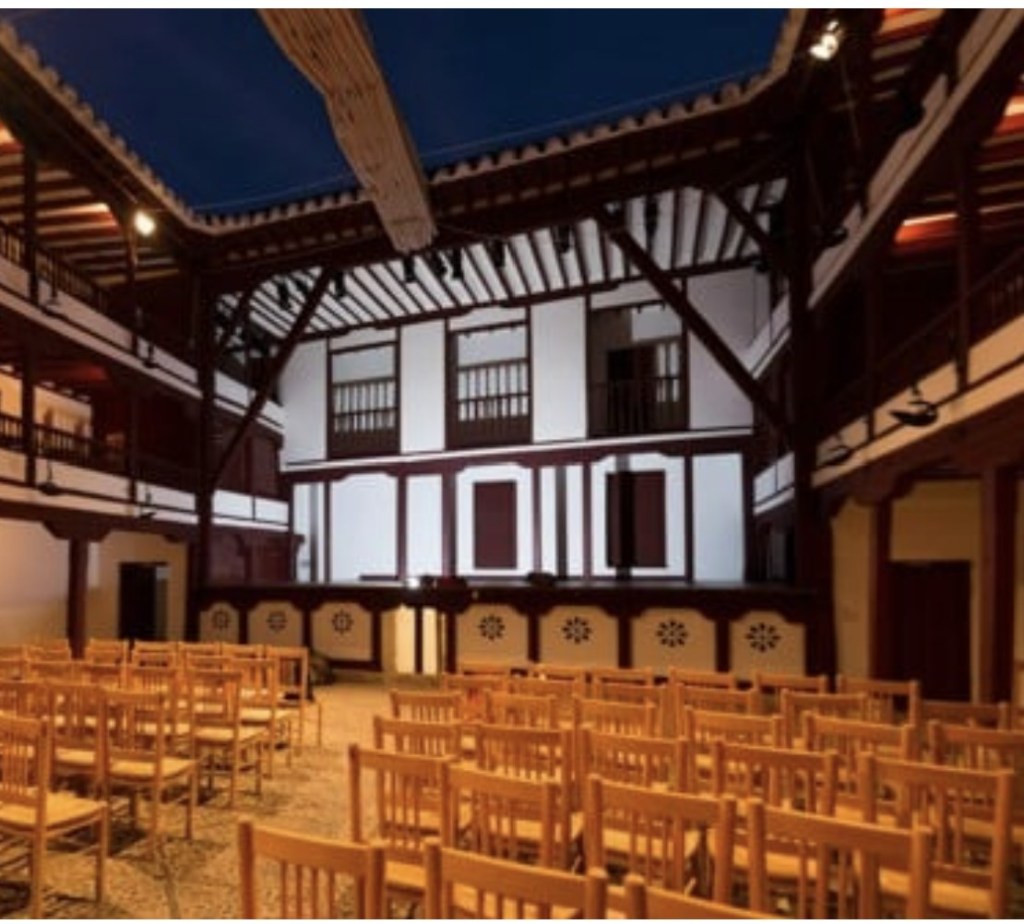 Una obra atemporal en Almagro. Las apariencias, la moral, "los vende humos"...Los cómicos de la legua y el retablo de las maravillas.
#PasionConTinta #Comunicacio #Marketing #Literatura
