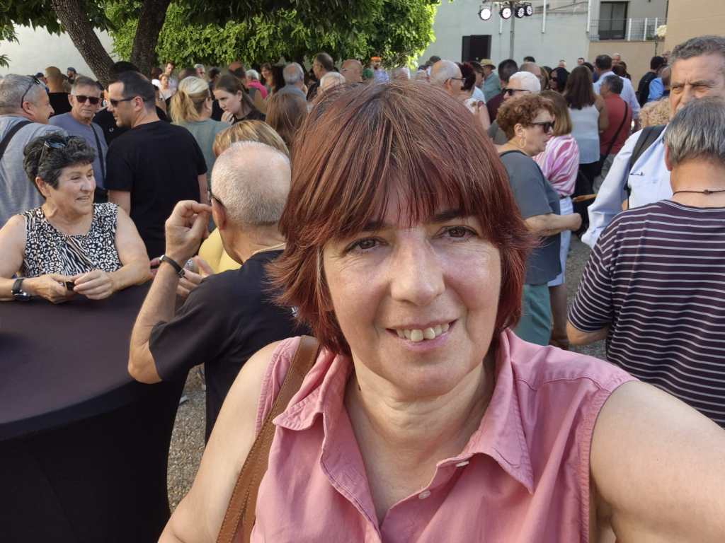 Sala Neus Català a la Recepció d'Entitats #PasionConTinta #FMRubi2025